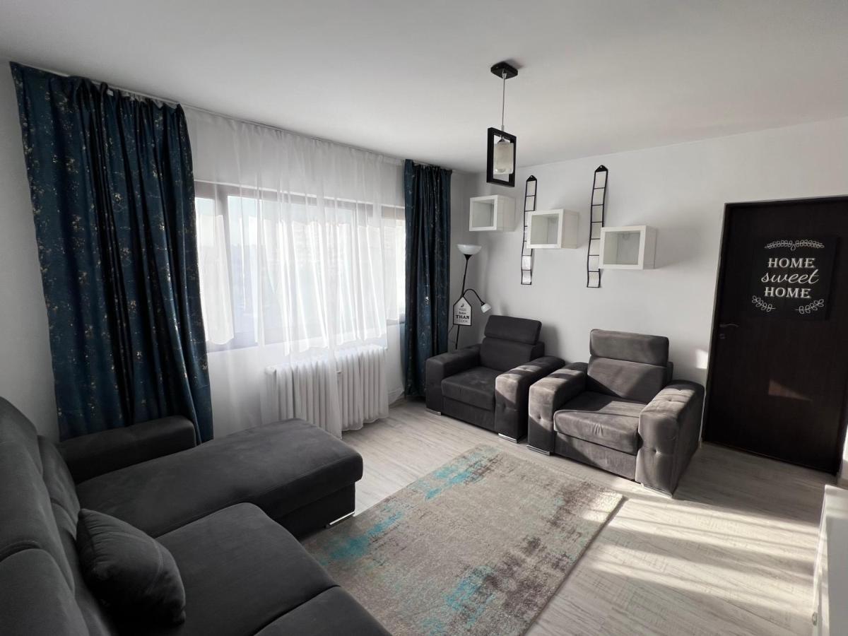 3 Rooms Apartment Palace View Iasi Exteriör bild